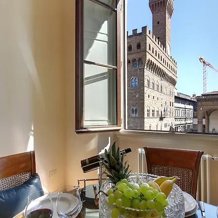 Apartment Palazzo Guidacci Florenz
